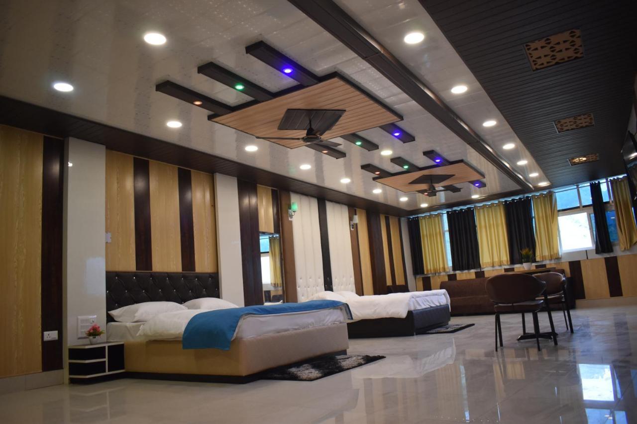 Jai Maa Bhagwati Hotel Pithorāgarh Esterno foto