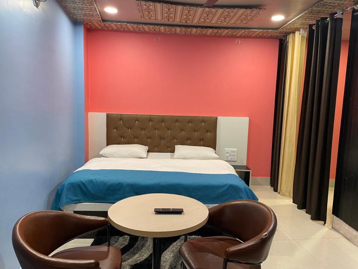 Jai Maa Bhagwati Hotel Pithorāgarh Esterno foto